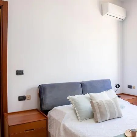Relax Vicino Costa Apartman